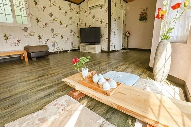 Oda (Outbuildings (unshared House))