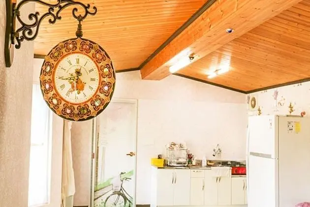 Oda (Outbuildings (unshared House))