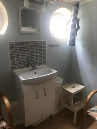 Tek Büyük Yataklı Oda, Özel Banyo, Deniz Manzaralı