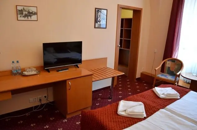 Standard Tek Büyük veya İki Ayrı Yataklı Oda