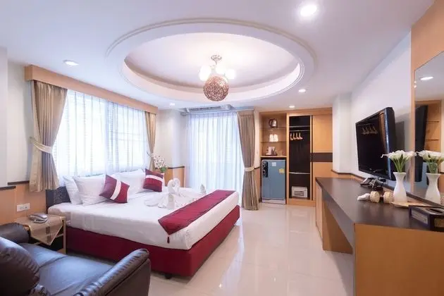 Grand Deluxe Room