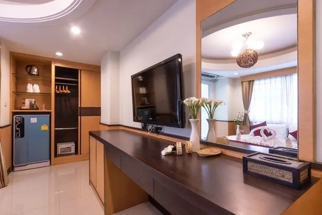 Grand Deluxe Room