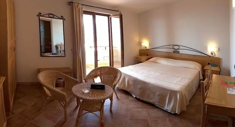 Exclusive Üç Kişilik Oda, 1 Yatak Odası, Sıcak Su Küveti, Dağ Yamacı (Cala Goloritze)