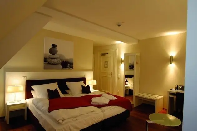 Tek Büyük Yataklı Oda