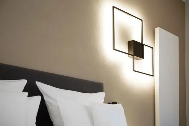 Honeymoon Tek Büyük Yataklı Oda