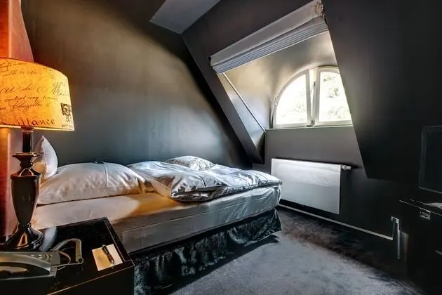 Classic Üç Kişilik Oda