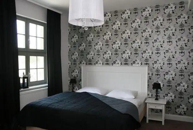 Classic Tek Büyük Yataklı Oda