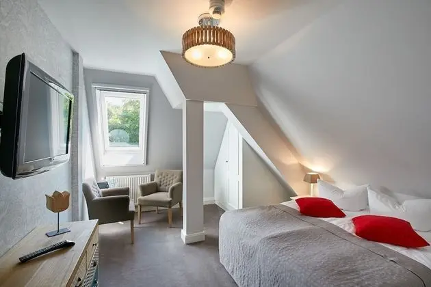 Classic Tek Büyük Yataklı Oda