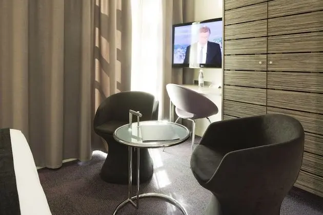 Executive Tek Büyük Yataklı Oda