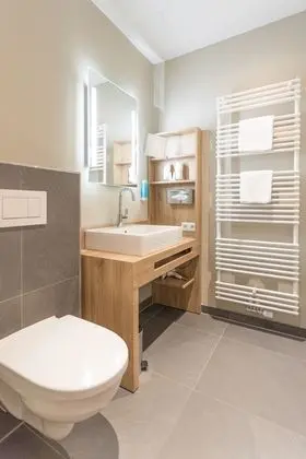 Süit, 1 En Büyük (King) Boy Yatak, Özel Banyo