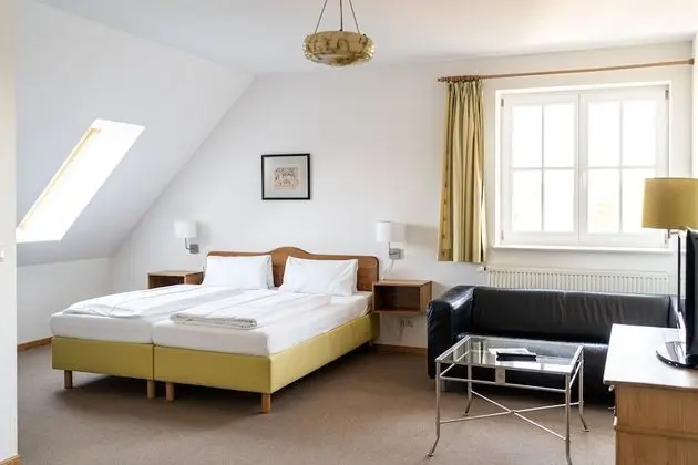 Tek Büyük Yataklı Oda