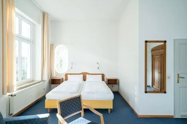 Tek Büyük Yataklı Oda