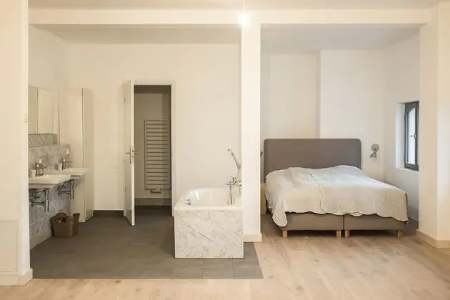 Stüdyo (2.OG, rechts,1)