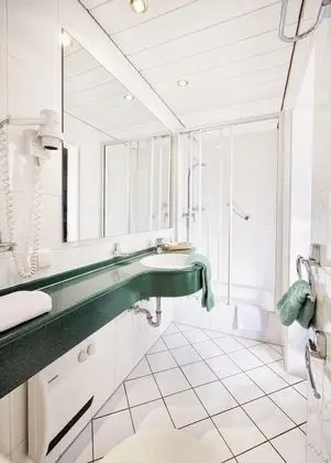 Tek Büyük veya İki Ayrı Yataklı Oda