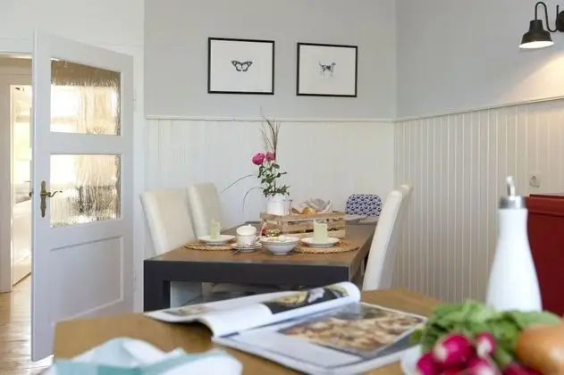 Family Apart Daire, Bahçe Manzaralı