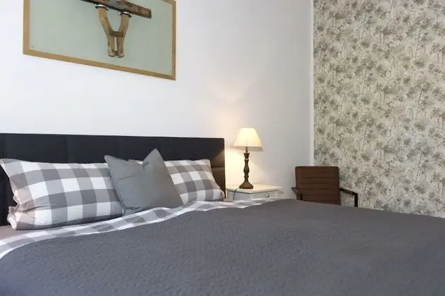 Romantic Apart Daire, Bahçe Manzaralı