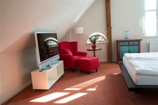 Comfort Tek Büyük Yataklı Oda