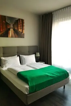 Tek Büyük Yataklı Oda, Bahçe Manzaralı