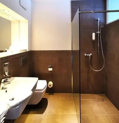 Tek Büyük Yataklı Oda, Bahçe Manzaralı