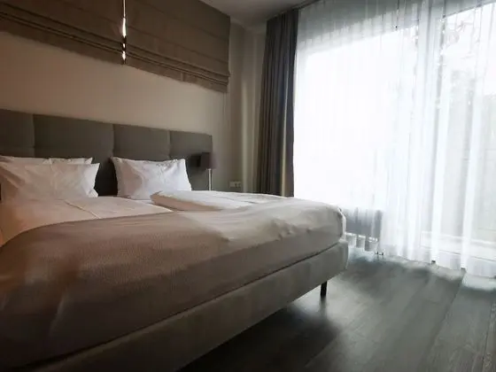 Tek Büyük Yataklı Oda, Balkon