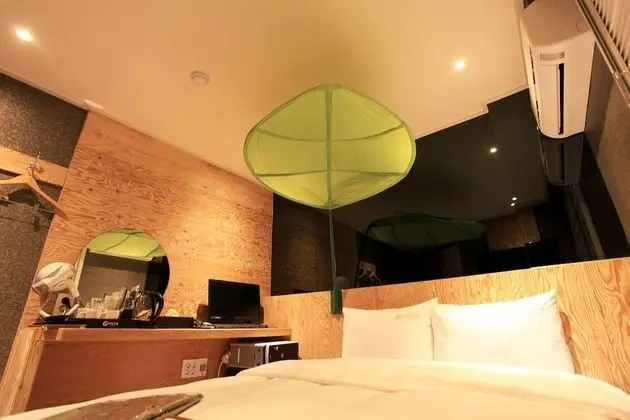 Oda (Standard room)