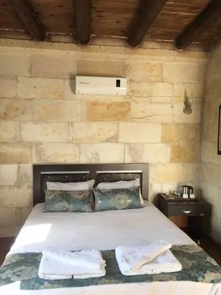Comfort Oda (Cave stone)