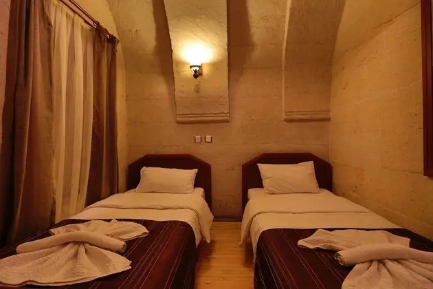 Traditional İki Ayrı Yataklı Oda