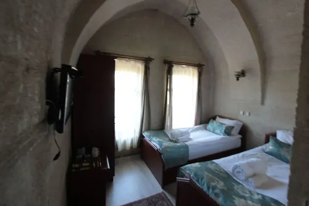 Traditional İki Ayrı Yataklı Oda