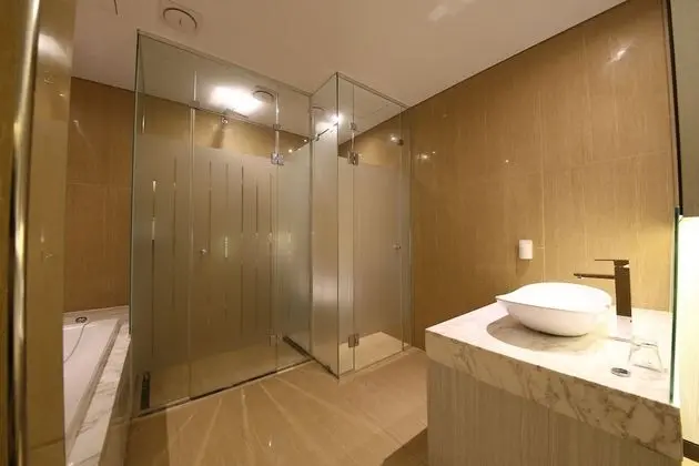 Deluxe Double Room (2 PM Check-in on Mon-Thu / Streaming Service)