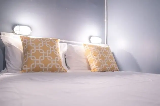 Private Double Room with Shared Bathroom