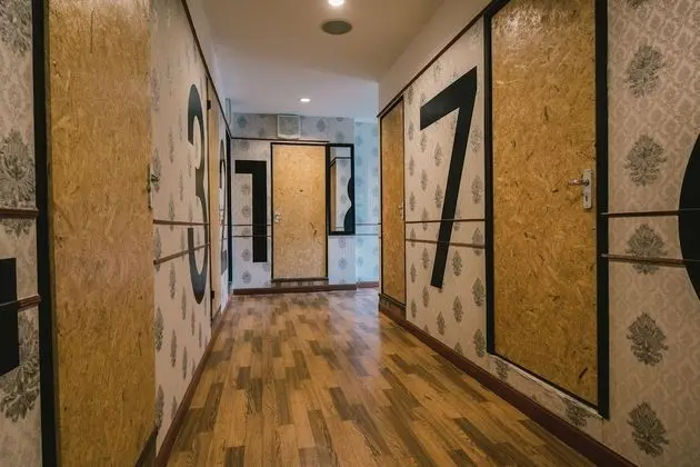 Private Double Room with Shared Bathroom