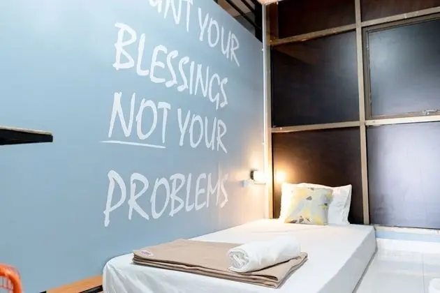 Private Single Room with Shared Bathroom