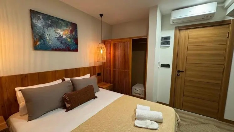 Standart Oda, Şehir Manzaralı, Fransız Balkonlu