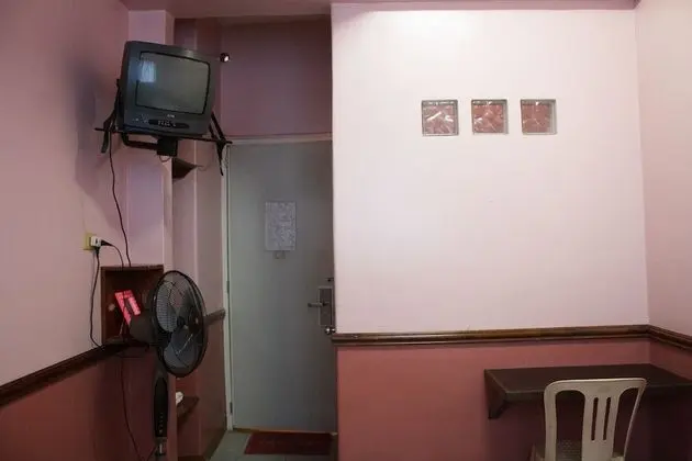 İki Ayrı Yataklı Oda (Non-Aircon)