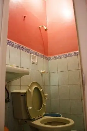 İki Ayrı Yataklı Oda (Non-Aircon)
