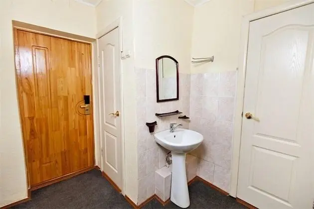 Economy Tek Kişilik Oda, Ortak Banyo