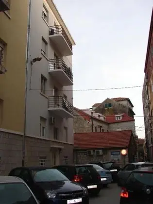 Apart Daire (Gvido - in the center of the city - A)