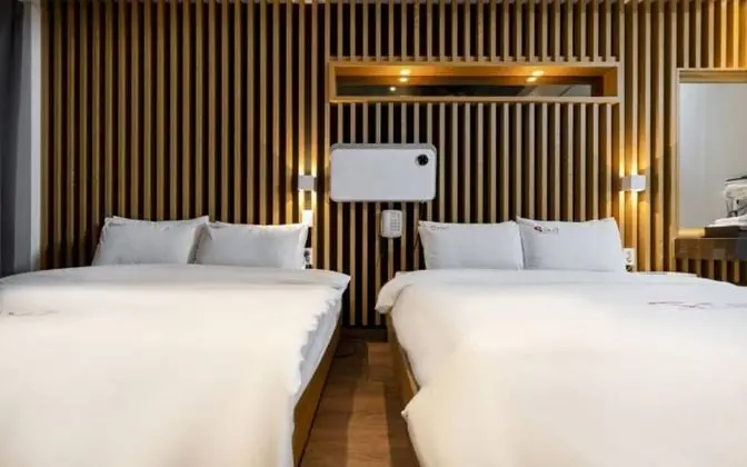 Oda (Family Twin Room-Tempur Mattress (Bre)