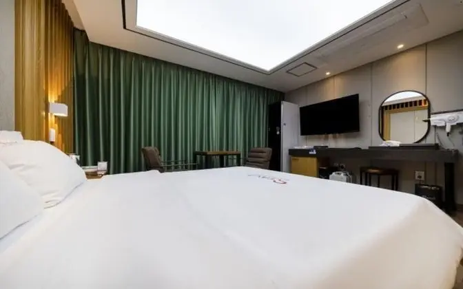 Oda (Premier Room - Organic Latex (Breakfa)