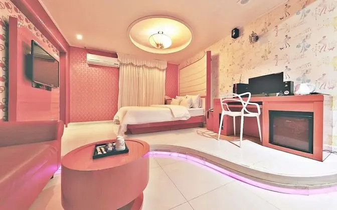 Oda (Standard room -1 parking lot for 1 ro)