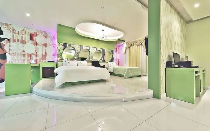 Oda (Suite -1 Room per 1 Parking (Twin Bed)