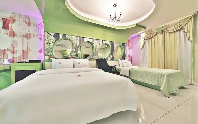 Oda (Suite -1 Room per 1 Parking (Twin Bed)