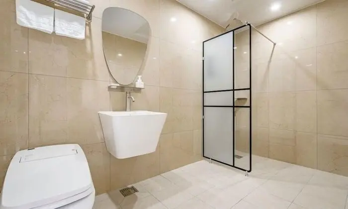 Standard Tek Büyük Yataklı Oda
