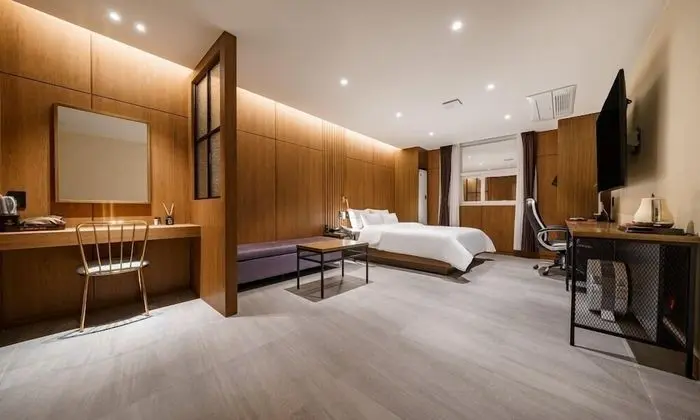 Suite Room A