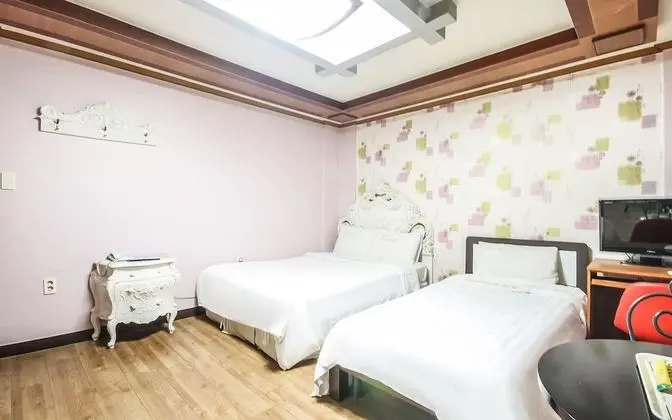 Oda (Twin room)