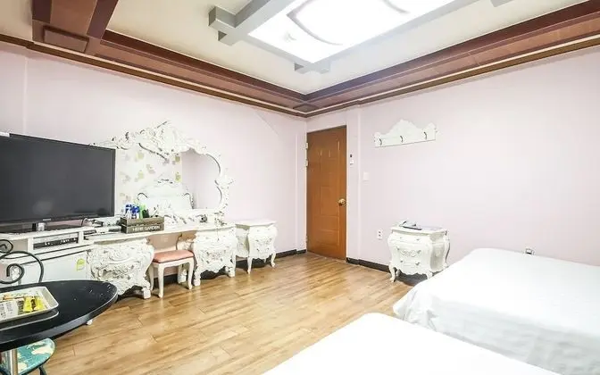 Oda (Twin room)
