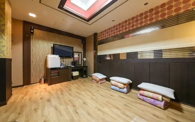Oda (Ondol Room)