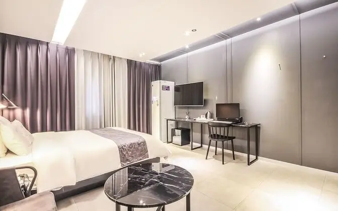 Oda (Luxury (styler & air purifier availab)