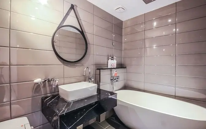 Oda (Luxury (styler & air purifier availab)