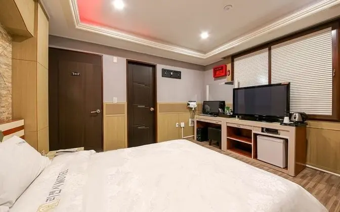 Oda (Standard room (Netflix Available))